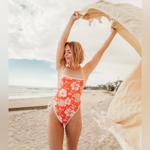 Urban Outfitters Other - Roxy x Urban Outfitters one piece swimsuit